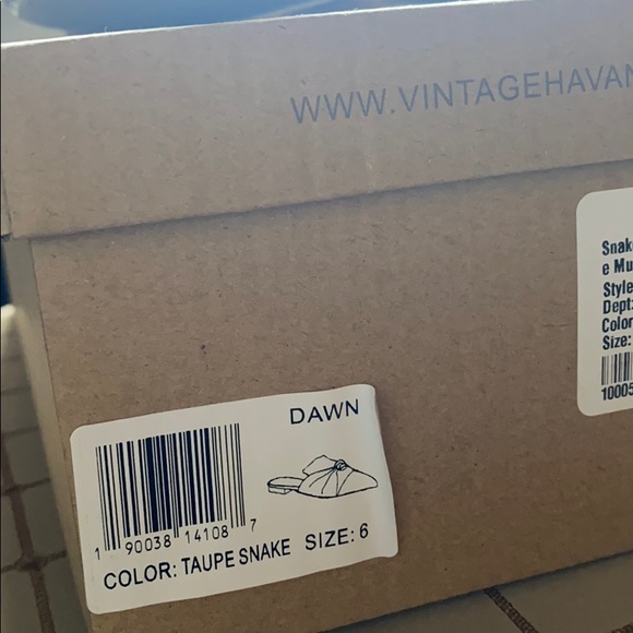 🦋Vintage Havana🦋 snake print mules - Picture 5 of 5